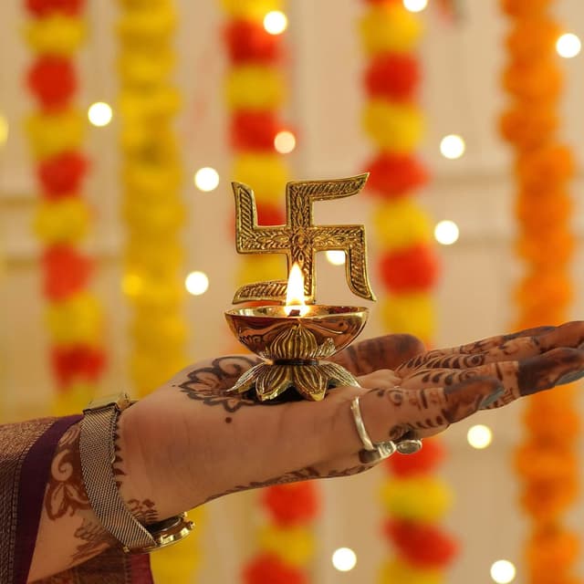 Swastik 卐 hover