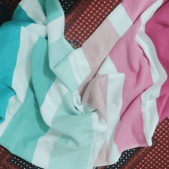 Towel hover