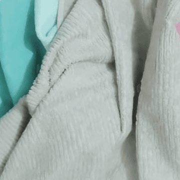 Towel hover
